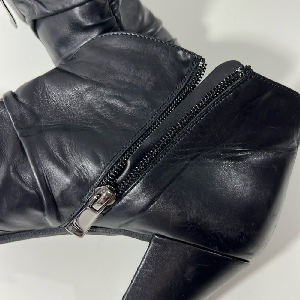 Las de Rouge‎ Booties - Picture 10 of 11